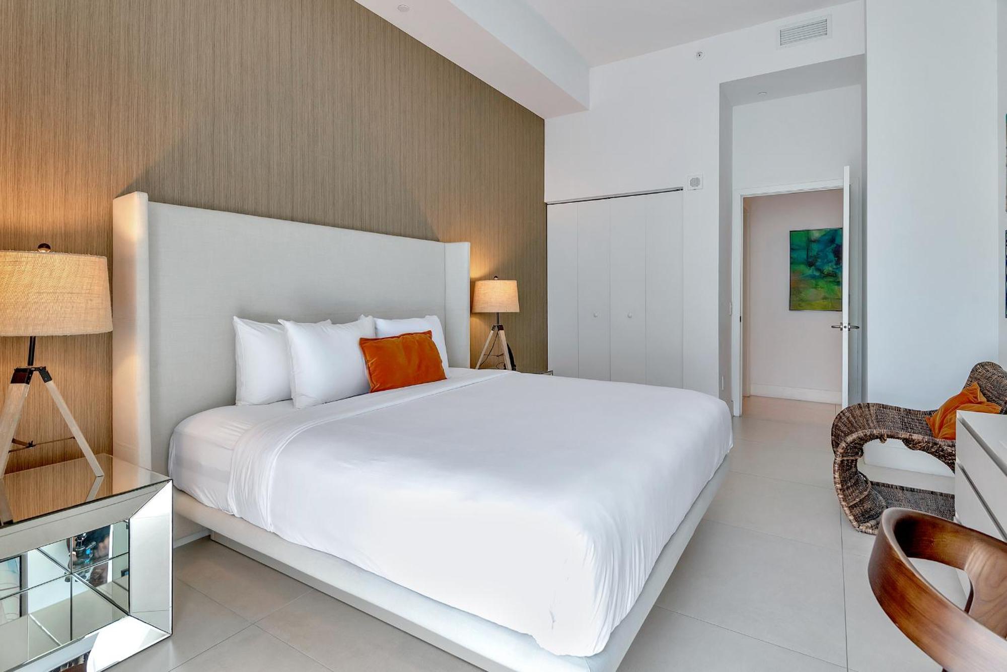 203-1Br/1Ba At The Beach Gem! Lux Amenities! Голлівуд Екстер'єр фото