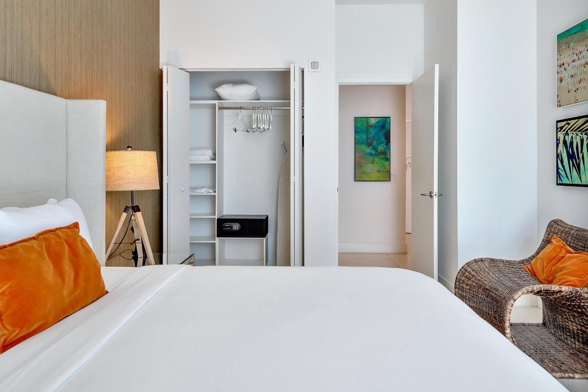 203-1Br/1Ba At The Beach Gem! Lux Amenities! Голлівуд Екстер'єр фото