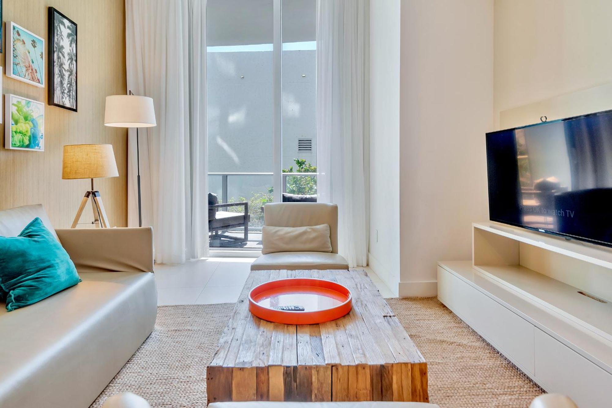 203-1Br/1Ba At The Beach Gem! Lux Amenities! Голлівуд Екстер'єр фото